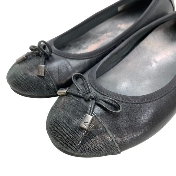 Vionic Womens Slip On Black Leather Ballet Flats Shoes Bow Toe Loafers sz 7 - Picture 9 of 16